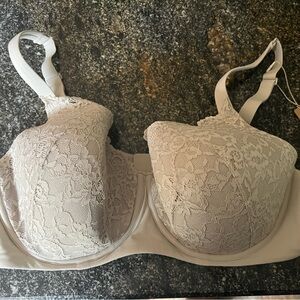 SKIMS BRA